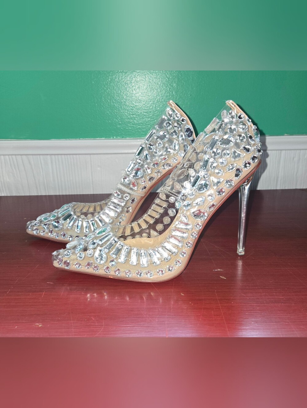 Azalea Wang Bonnie Glass Cinderella Embellished Stiletto Crystal Stud Shoes Sz 7